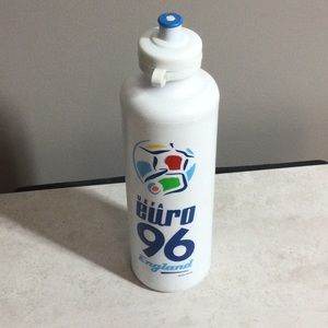 NWOT Vintage Euro 1996 UEFA England football collectible water bottle